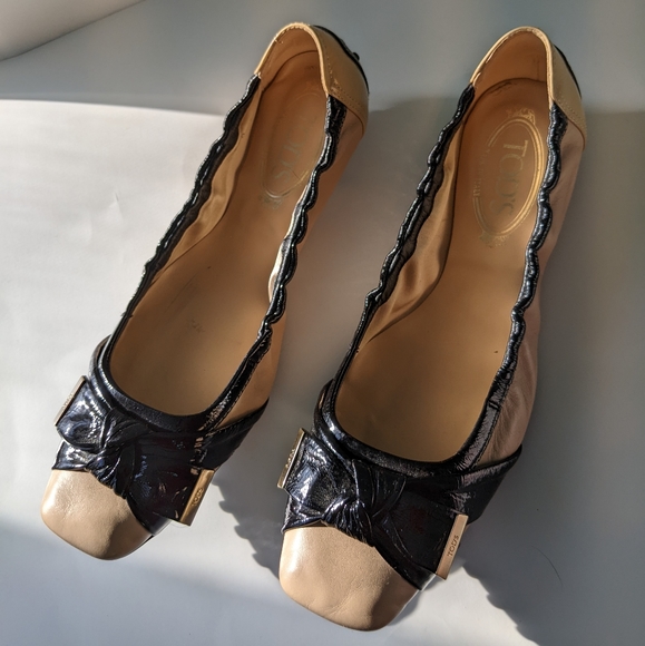 Tod's leather flats size 10(40) in EUC - Picture 3 of 7
